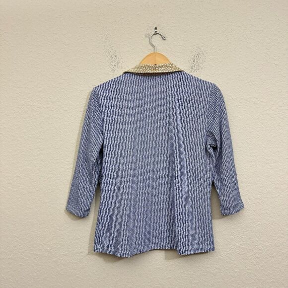 J.MCLAUGHLIN Printed Henley Blouse Blue 3/4 Sleeve Nylon Stretch NWOT - Picture 2 of 9